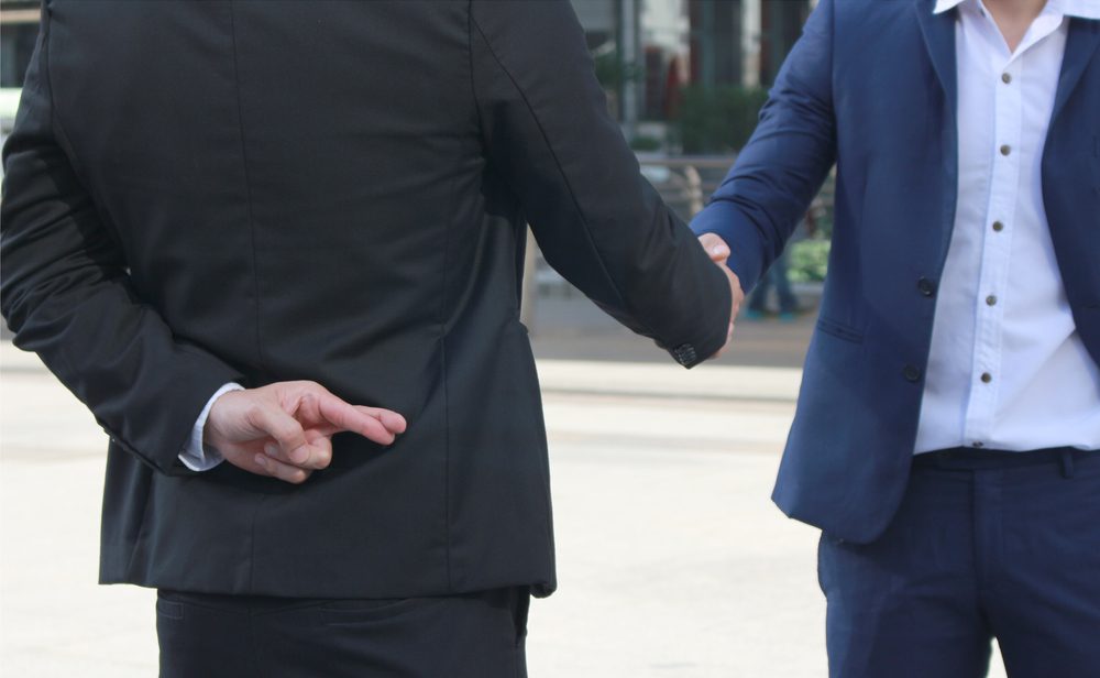 signs someone has bad intentions